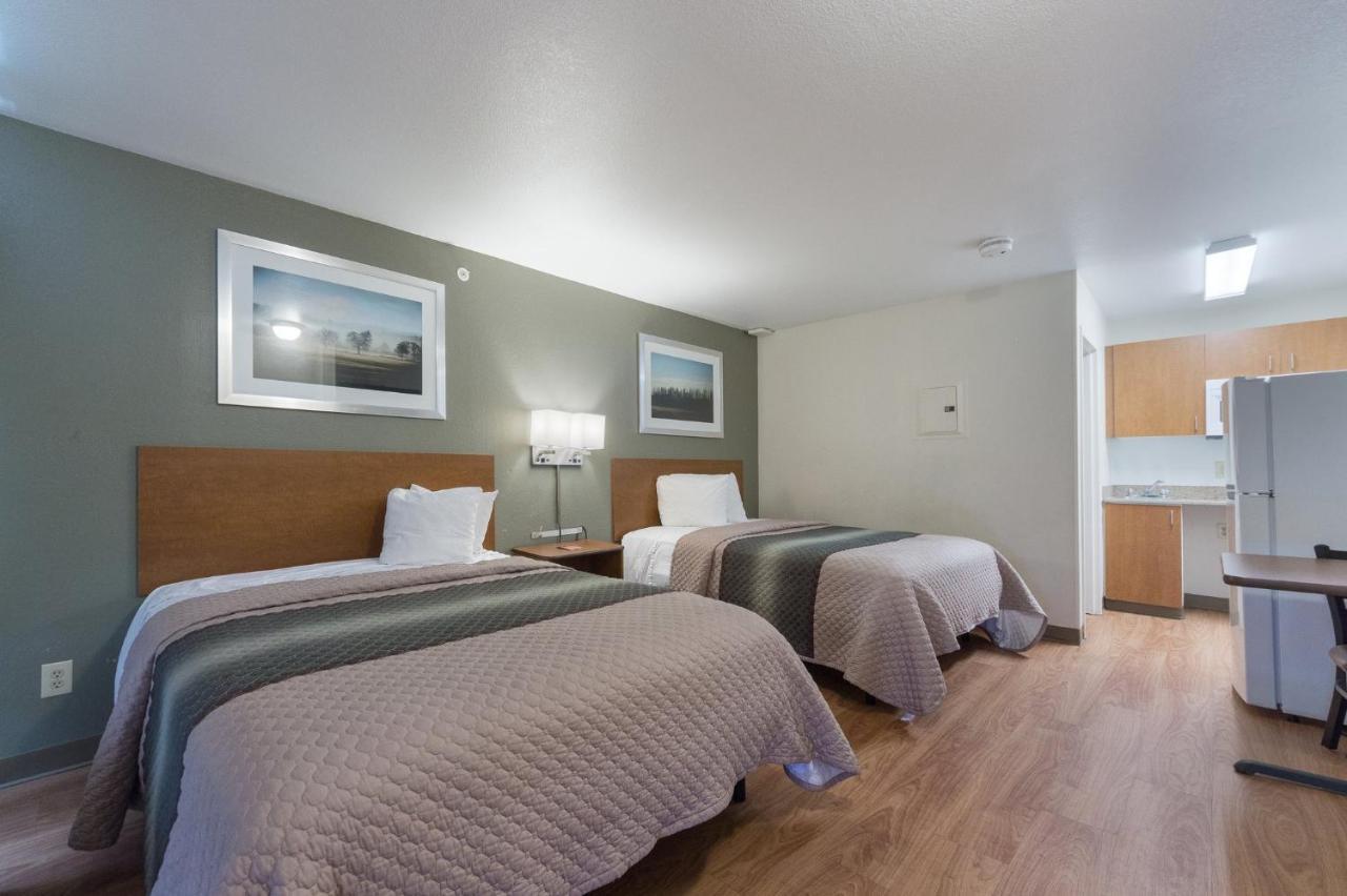 Hometowne Studios By Red Roof Dallas - Irving Extérieur photo